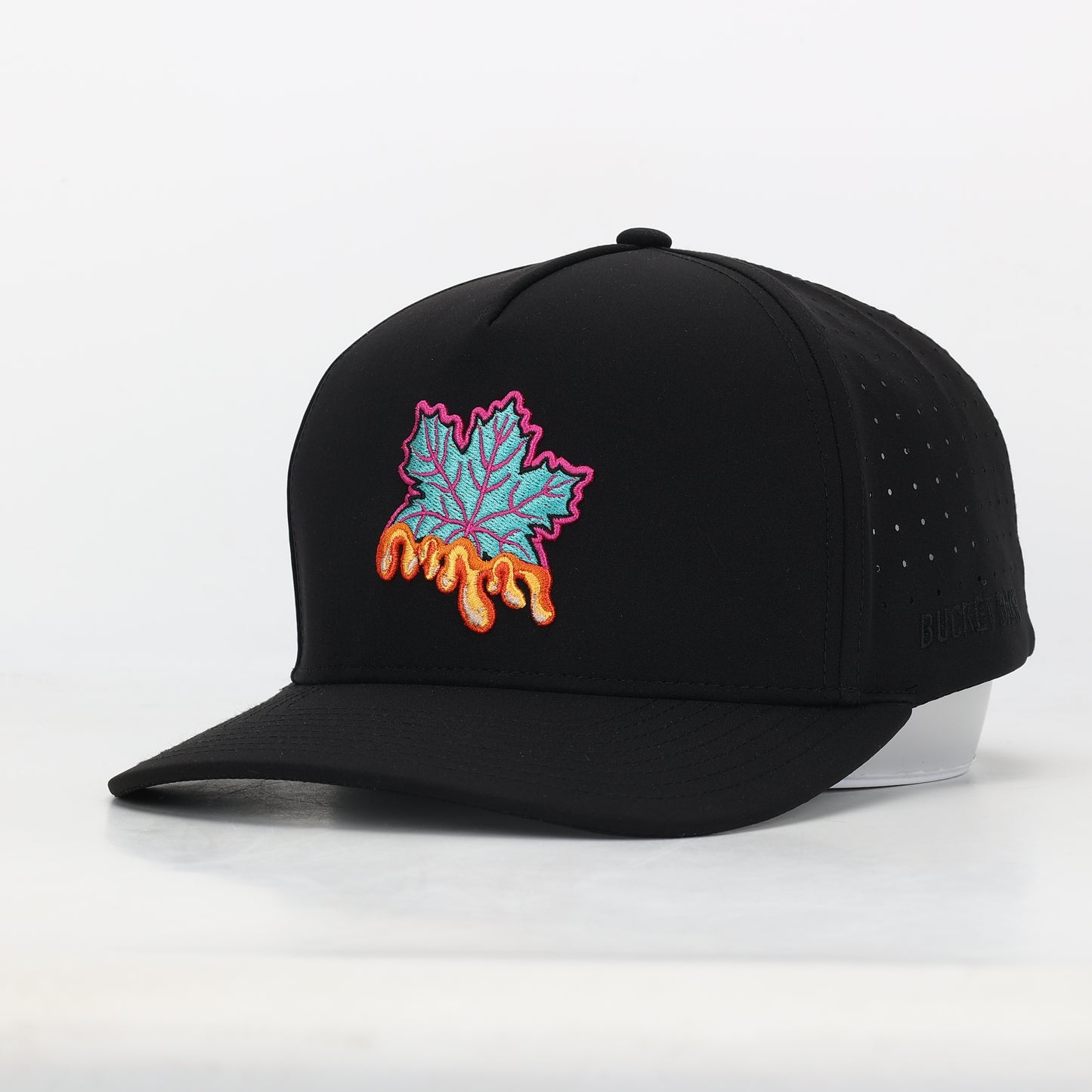 Cobra Chickens Maple Leaf (Black)